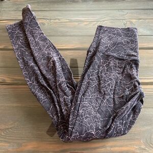 lululemon athletica Black and Light Pink Patterned Leggings